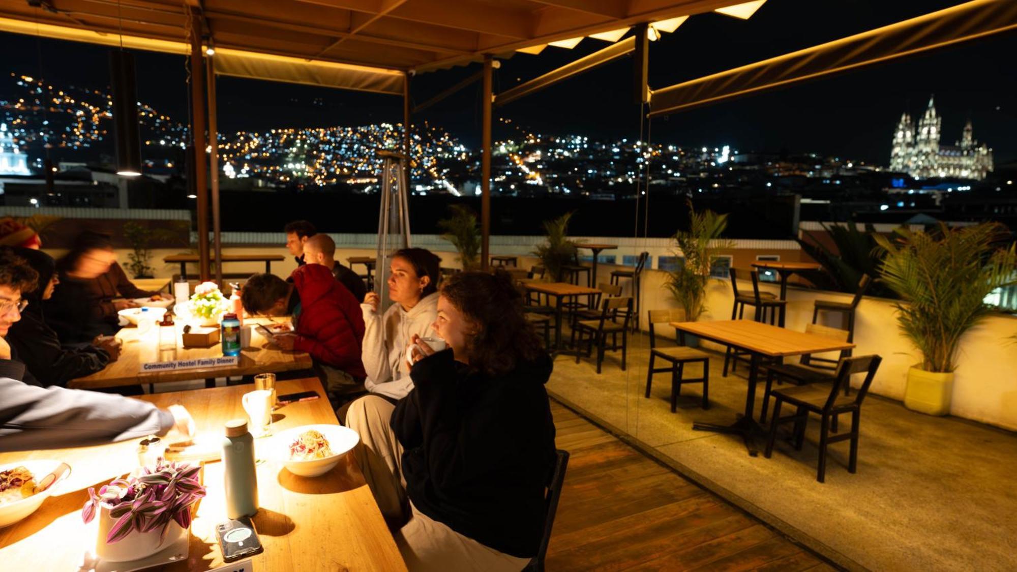 Community Hostel Quito Extérieur photo
