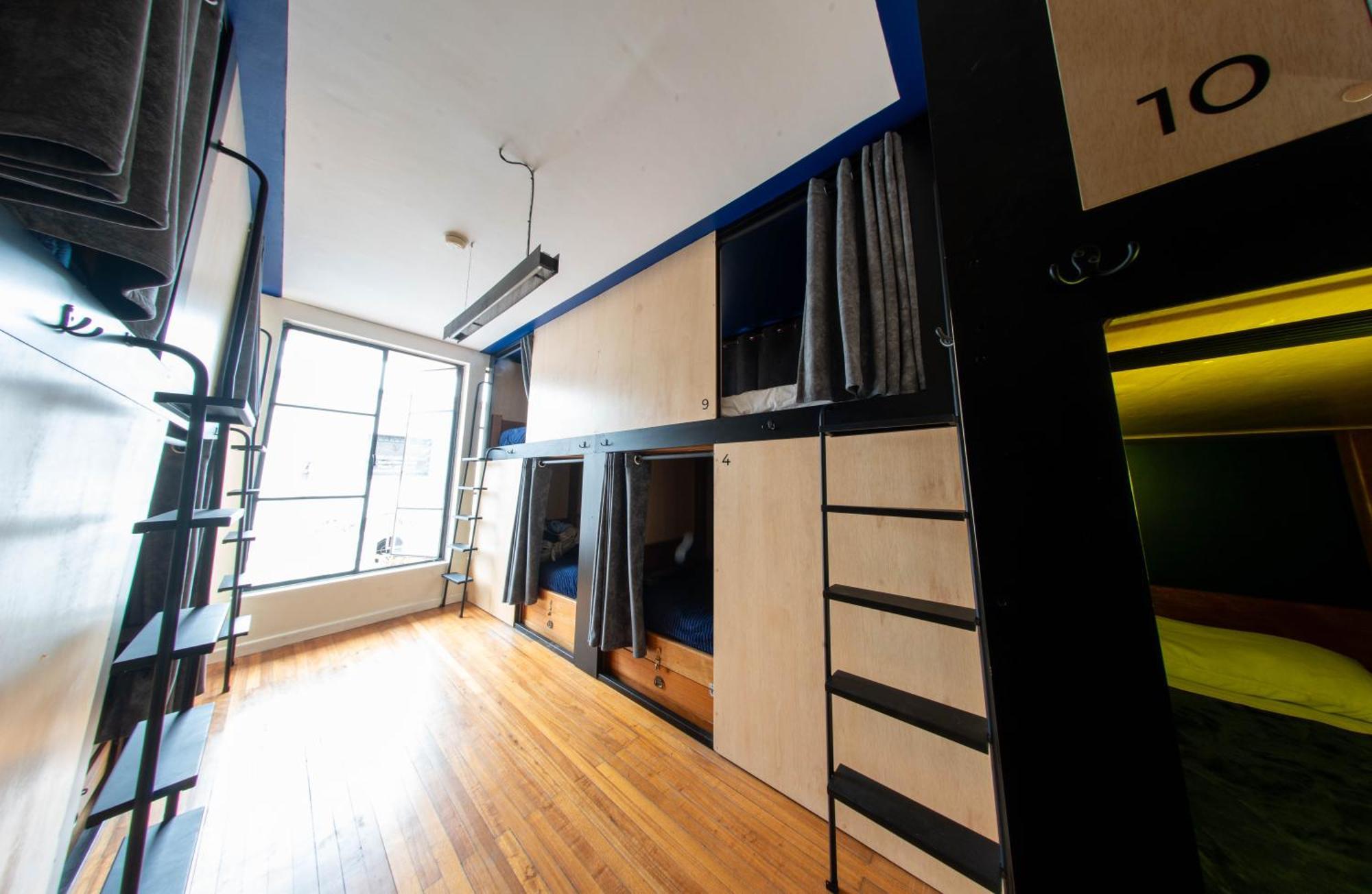 Community Hostel Quito Extérieur photo
